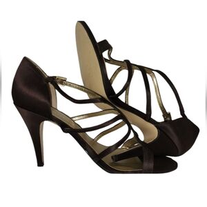 Preowned Nine‎ West size 8.5 brown satin heels
